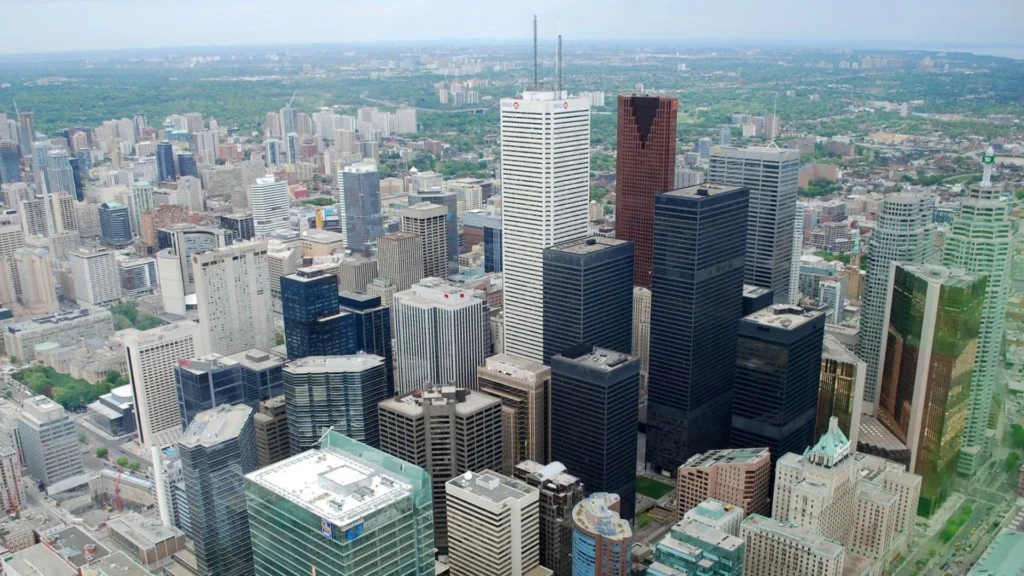 Toronto Downtown Office Vacancy Rate 2026: What the Data Means for Tenants & Landlords Retail and office leasing advisory Toronto
