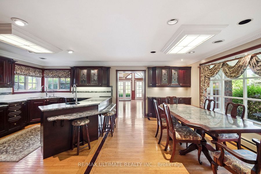 4285 Stouffville Rd, Whitchurch-Stouffville, Stouffville, Ontario   - Photo 12 - N12230147